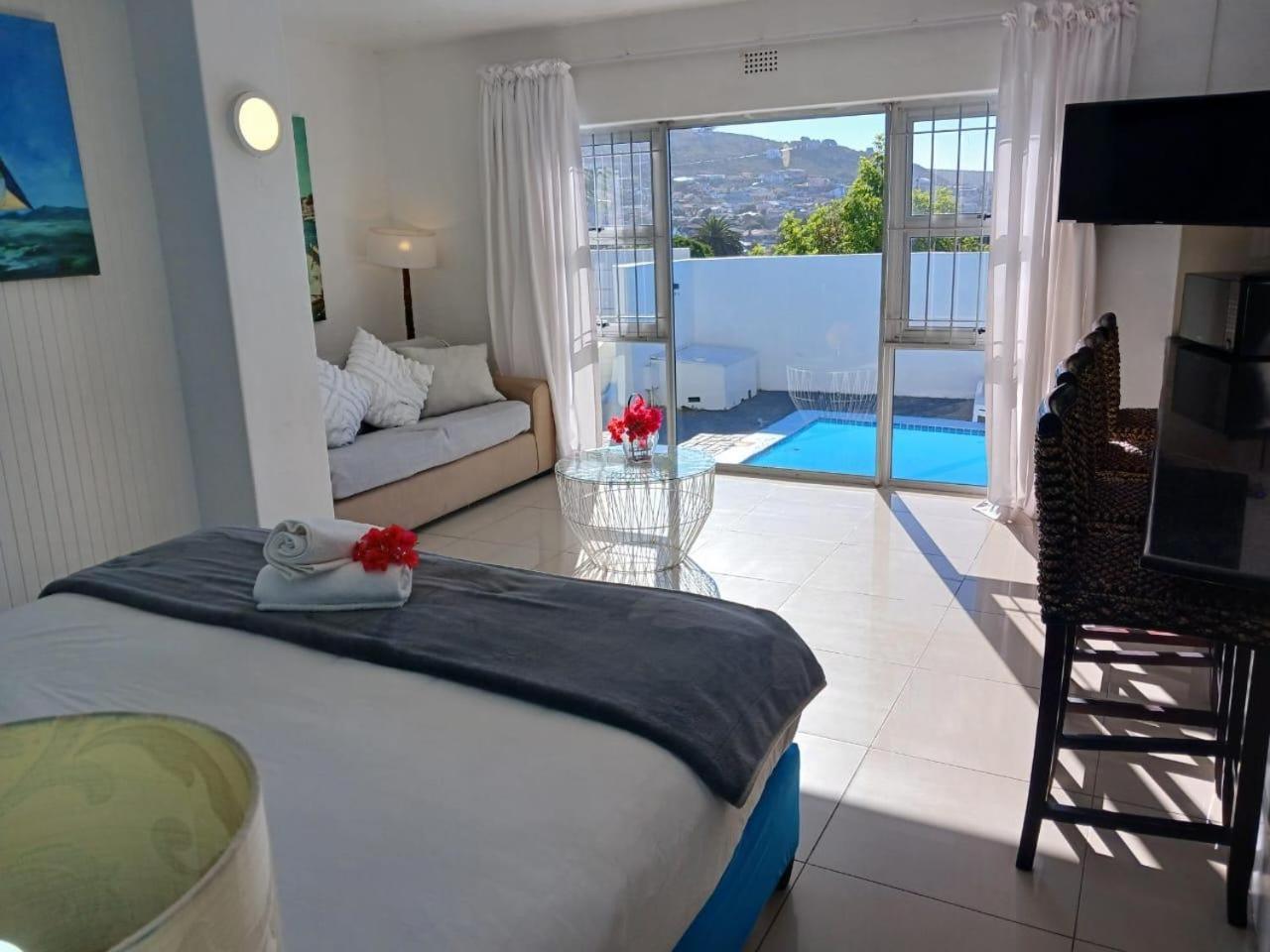 Saldanha Bay Lodge Habitación foto